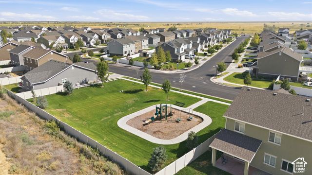 1932 W PARKVIEW DR, Syracuse, UT 84075