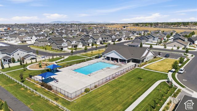 1932 W PARKVIEW DR, Syracuse, UT 84075