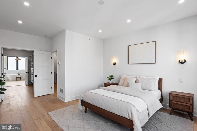 1210A E FLETCHER ST, Philadelphia, PA 19125