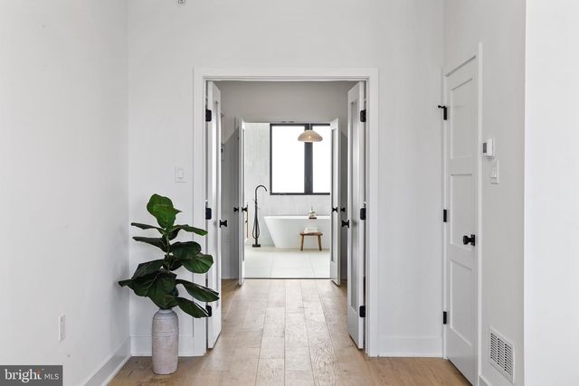 1210A E FLETCHER ST, Philadelphia, PA 19125