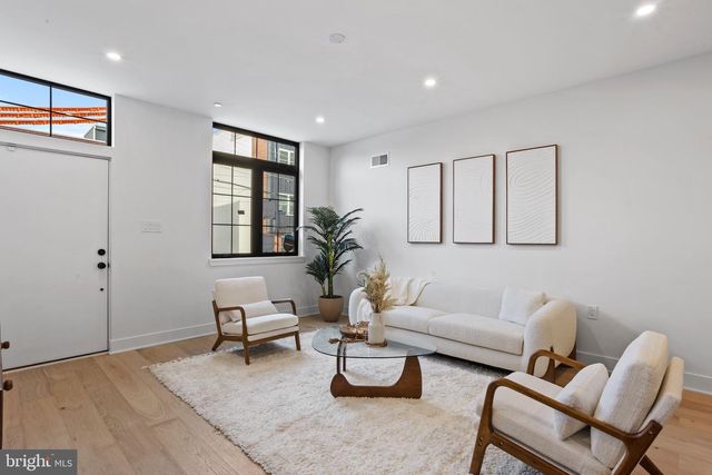 1210A E FLETCHER ST, Philadelphia, PA 19125