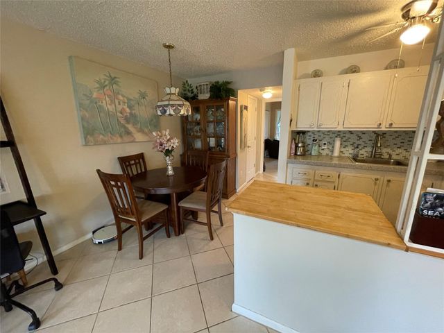 139 Oakridge J 139, Deerfield Beach, FL 33442