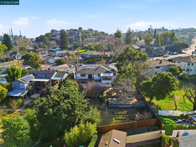 1021 Ulfinian Way, Martinez, CA 94553