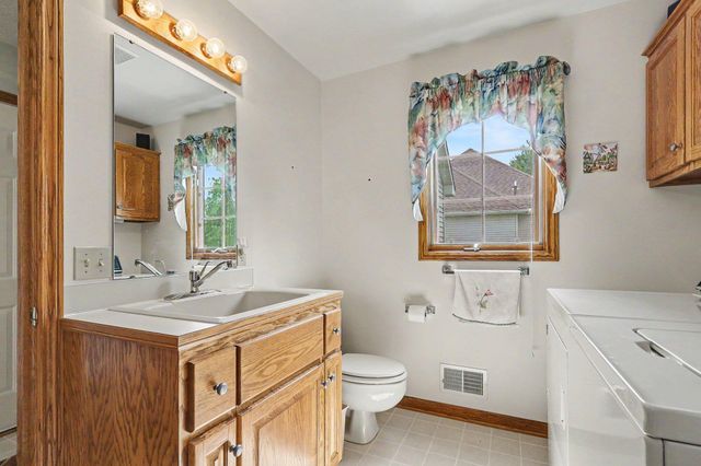 9112 Bluff Lake Street, Zeeland, MI 49464