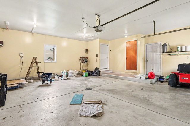 9112 Bluff Lake Street, Zeeland, MI 49464