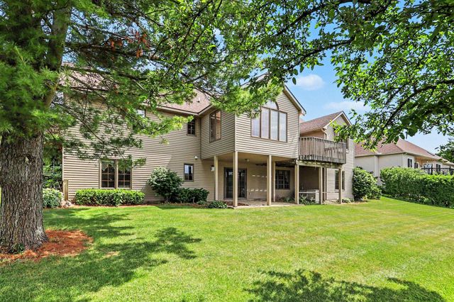 9112 Bluff Lake Street, Zeeland, MI 49464