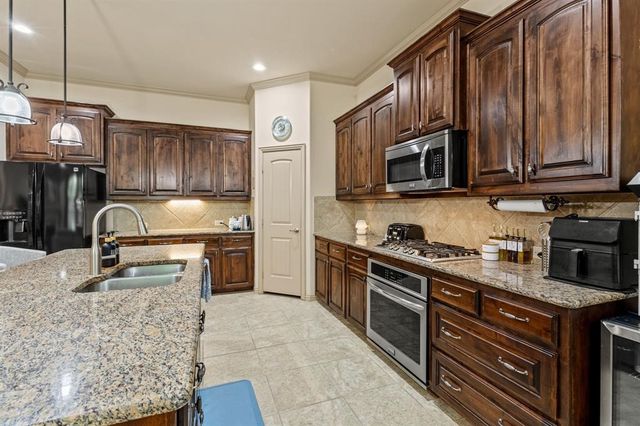 2508 Pioneer Drive, Denton, TX 76210