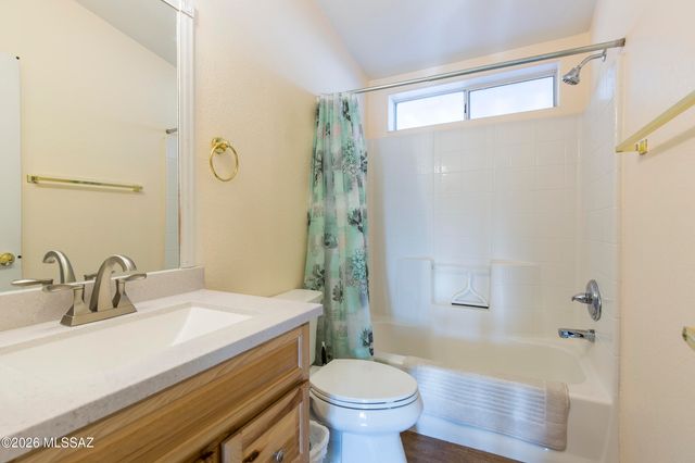 1045 W Barbara Place, Oracle, AZ 85623