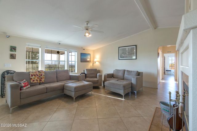 1045 W Barbara Place, Oracle, AZ 85623