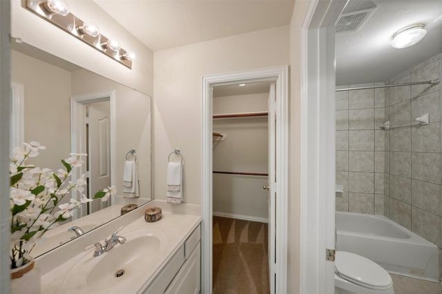 14803 Ramblebrook Lane, Humble, TX 77396