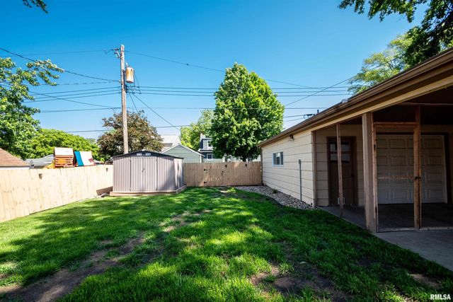 1007 CHESTNUT Street, Pekin, IL 61554
