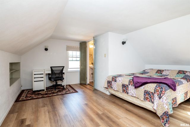 1007 CHESTNUT Street, Pekin, IL 61554
