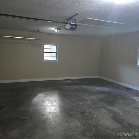 1670 RAMBLING BROOK Lane, Prattville, AL 36066