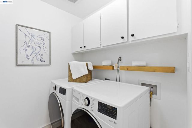 1163 Admiralty Ln, Alameda, CA 94502