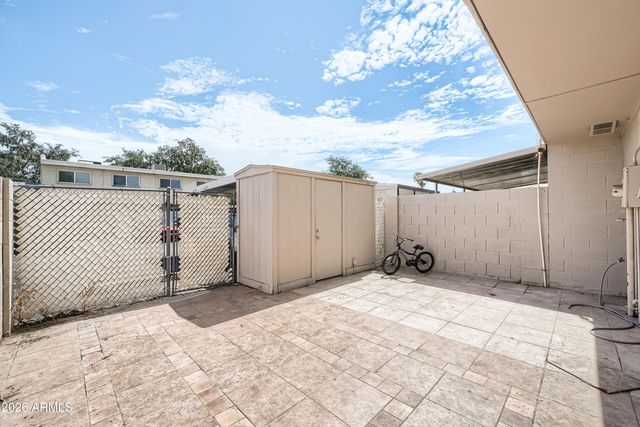 225 N STANDAGE -- 29, Mesa, AZ 85201