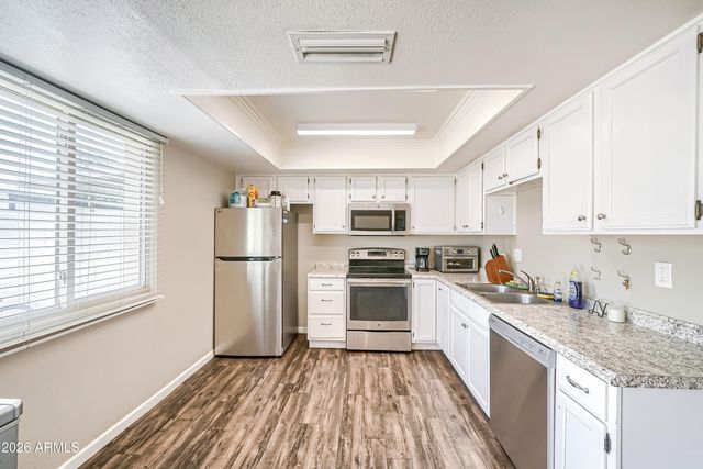 225 N STANDAGE -- 29, Mesa, AZ 85201