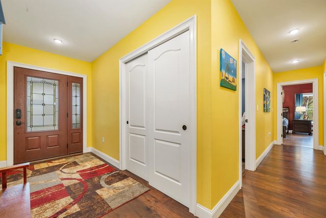 29 Reservoir Heights Road, Plymouth, NH 03264