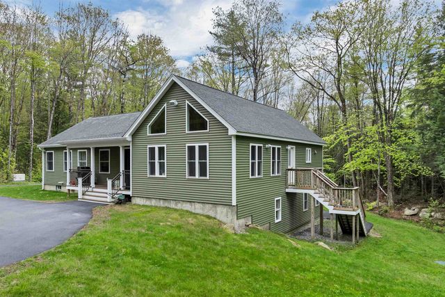 29 Reservoir Heights Road, Plymouth, NH 03264