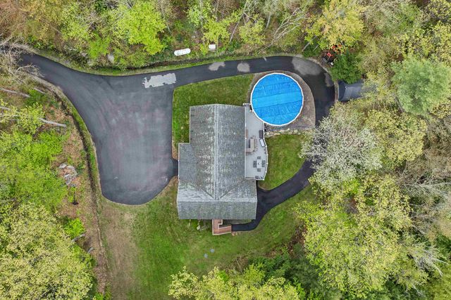 29 Reservoir Heights Road, Plymouth, NH 03264