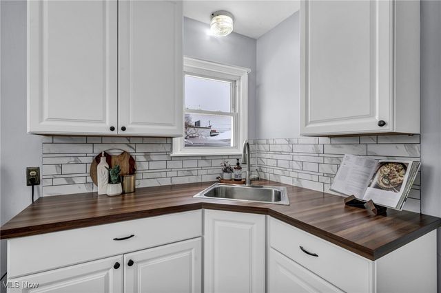 1078 Lindsay Avenue, Akron, OH 44306