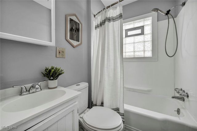 1078 Lindsay Avenue, Akron, OH 44306