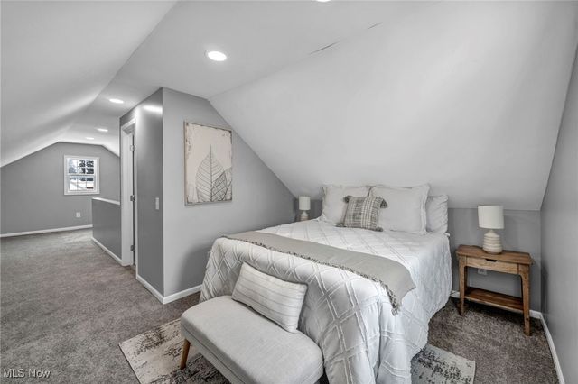 1078 Lindsay Avenue, Akron, OH 44306