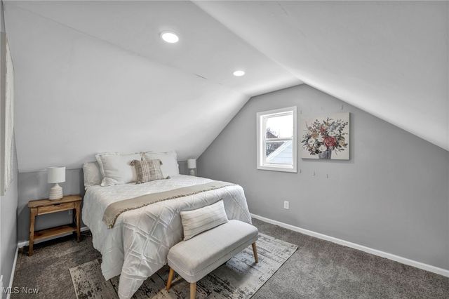 1078 Lindsay Avenue, Akron, OH 44306