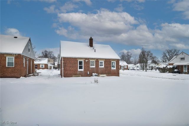 1078 Lindsay Avenue, Akron, OH 44306