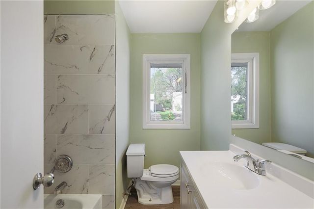 3503 N McCoy Street, Independence, MO 64050