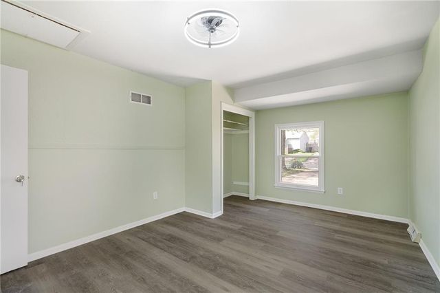 3503 N McCoy Street, Independence, MO 64050