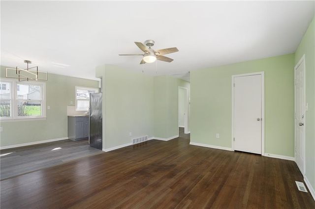 3503 N McCoy Street, Independence, MO 64050