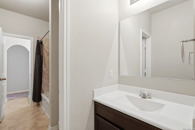 5018 Italica, San Antonio, TX 78253