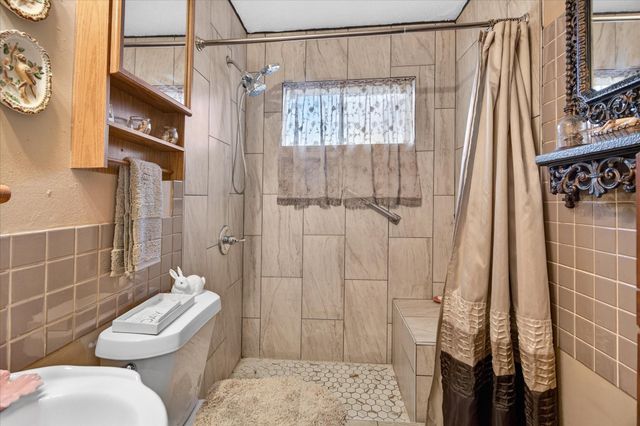 9309 Cathedral Drive, Houston, TX 77051