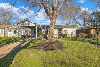 9309 Cathedral Drive, Houston, TX 77051