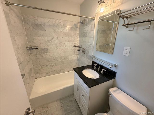 182 Pinewood Road 24, Hartsdale, NY 10530