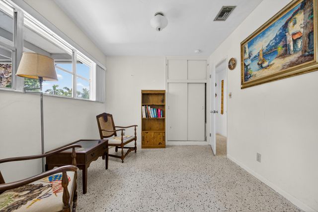 1029 Andrews Road, West Palm Beach, FL 33405