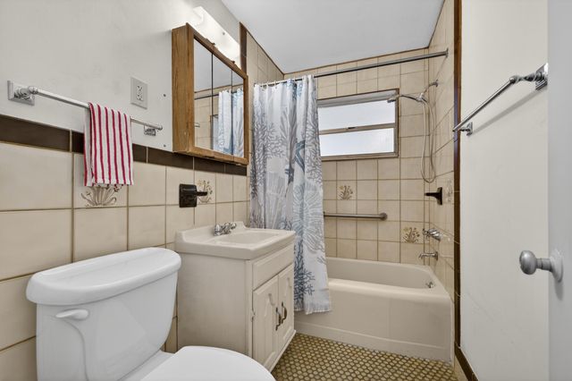 1029 Andrews Road, West Palm Beach, FL 33405