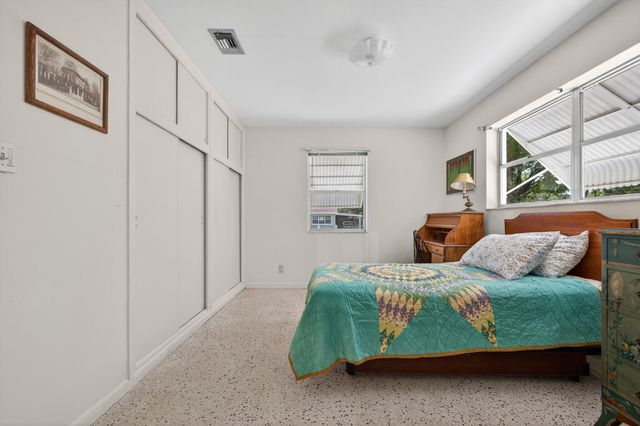 1029 Andrews Road, West Palm Beach, FL 33405