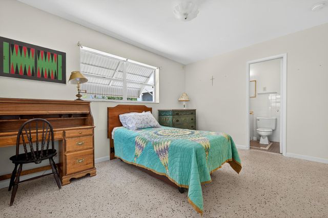 1029 Andrews Road, West Palm Beach, FL 33405