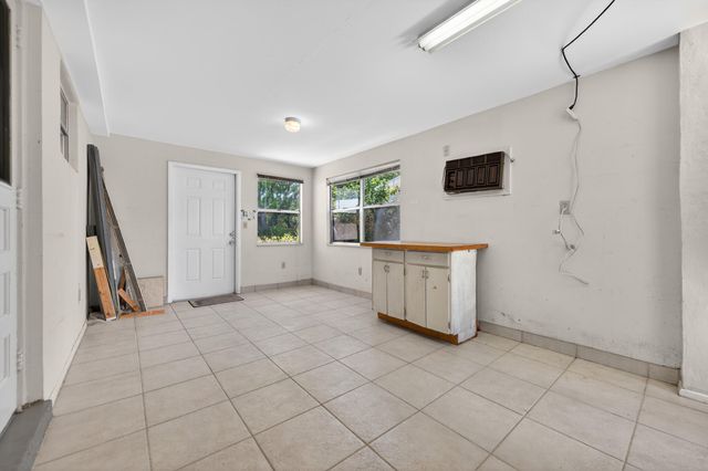 1029 Andrews Road, West Palm Beach, FL 33405