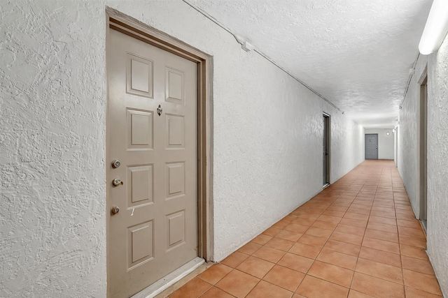 711 N Pine Island Road, Plantation, FL 33324