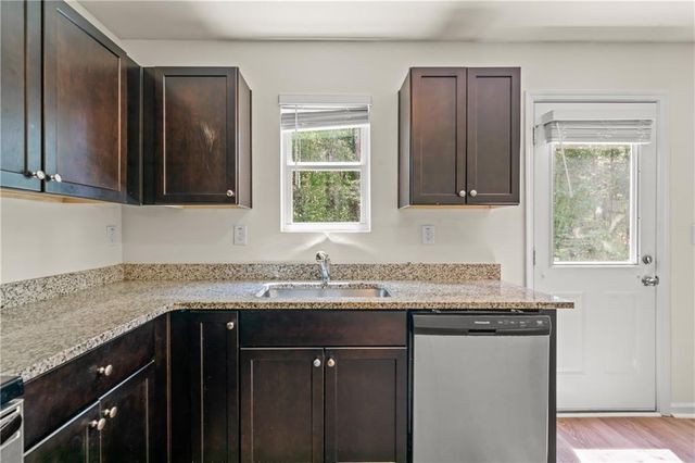 631 Carlton Pointe Drive, Palmetto, GA 30268