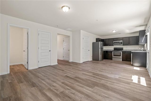 631 Carlton Pointe Drive, Palmetto, GA 30268