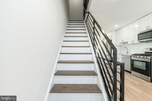 1611 S MOLE ST, Philadelphia, PA 19145