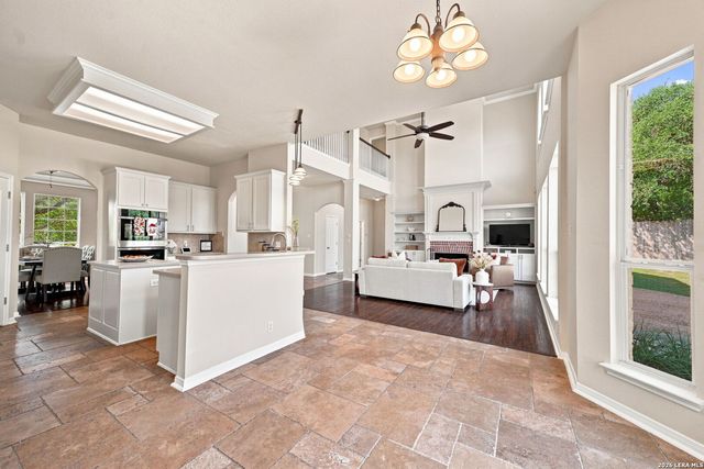 933 Great Tree, San Antonio, TX 78260