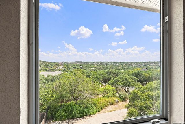933 Great Tree, San Antonio, TX 78260