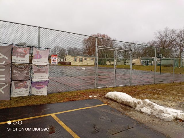 27 Oyster Bay, Lakemoor, IL 60051