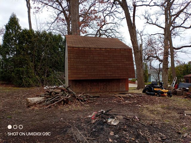 27 Oyster Bay, Lakemoor, IL 60051