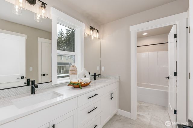 20309 94th Drive NE, Bothell, WA 98011