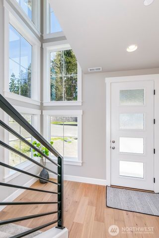 20309 94th Drive NE, Bothell, WA 98011
